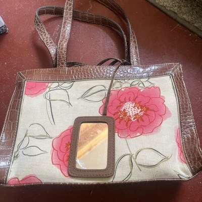 复古可爱 Liz Claiborne 花卉钱包 — 第 1/4 张图片