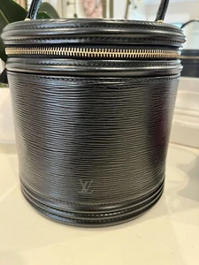 louis-vuitton cannes - Picture 1 of 17
