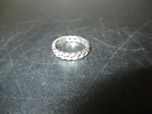 Avon Costume Jewelry Ring-Faux Silver - Picture 1 of 5