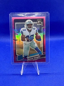 Donruss Optic Rated Rookies 2023 vista previa rosa #324 Deuce Vaughn Dallas Cowboys - Imagen 1 de 1