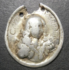 Royalist badge - Charles II silver with damage "Carolus Secondus" - 18.8mm wide - Picture 1 of 6