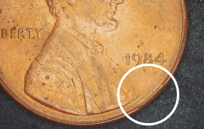 1984 Rim Cud Minor Clashing Lincoln Memorial Cent US Error Coin - Image 1 of 4