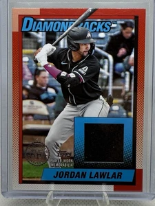 2025 Topps #T90R-JLA Jordan Lawlar 1990 Topps béisbol 35 aniversario reliquias - Imagen 1 de 2