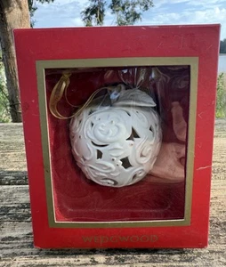 Adorno de manzana MADERA DE CUÑA con caja de porcelana - vacaciones de Navidad - HERMOSO - Imagen 1 de 6