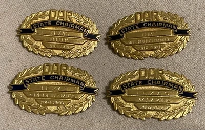 DAR Daughters of The American Revolution VTG Texas State Chairman Pins Lot Of 4 - Image 1 of 4
