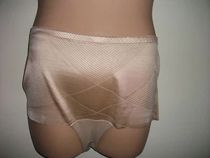M & S BODY DEFINE SHAPEWEAR KNICKERS FULL BRIEF TUMMY CONTROL STRAIGHT LEG NUDE - Picture 1 of 1