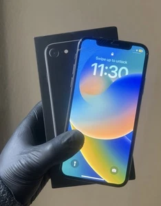 Apple iPhone X 256GB Space Grey (Unlocked) + Extras - Cracked Screen - Afbeelding 1 van 9