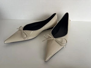 Anine Bing Hilda Flats Knochen Lackleder Gr. 37 | US 7 Factory Sample - Neu mit Karton - Bild 1 von 15