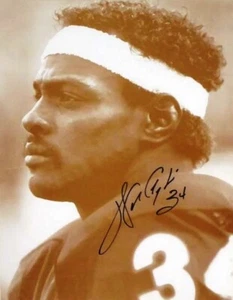 CHICAGO  BEARS  -  WALTER  PAYTON  -  8  X  10   GLOSSY  SIGNED  PHOTO  REPRINT - Picture 1 of 1