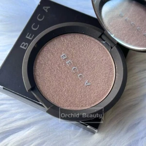 New Becca Shimmering Skin Perfector Pressed Highlighter~Chocolate Geode~Full SZ - Picture 1 of 6