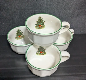 Pfaltzgraff Christmas Heritage Kaffee-/Heiße Schokolade/Teetassen, 4er Set - Bild 1 von 9