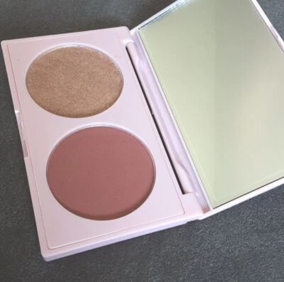 Sophia + Mabelle Flashing Lights Cheek + Glow Palette 8g - Bild 1 von 4