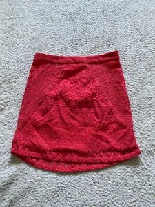 Falda corta forrada hueca roja-rosa talla 2 American Eagle para mujer - Imagen 1 de 13