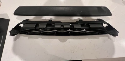 Parachoques delantero rejilla de malla superior para Toyota 2014-2019 4Runner SR5 TRD Foto 1 de 4