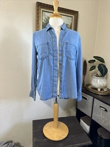 Velvet Heart Women’s Top Button Down Chambray Split Back Hem Tencel Size Small - Picture 1 of 11
