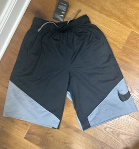 Boy's Nike Dry Dri-Fit Basketball Shorts Sz Large Black Gray 822952-014 Athletic - Picture 1 of 8