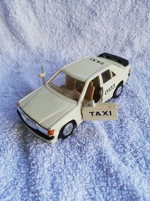 Modellauto 1:43 Mercedes Benz 190e als Taxi - Bild 1 von 4