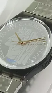 Swatch-Gent: El Poema. Cinta flexible plateada con decoración. Grande. NUEVO / NUEVO - Imagen 1 de 2
