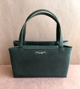 Vintage Kate Spade schwarz Nylon Mini Tasche 5" H x 8" L x 2,75" B - Bild 1 von 7