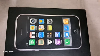 iphone 3G 8 GB NERO ANNO 2007 FUNZIONANTE  IN BUONO STATO  - Immagine 1 di 4