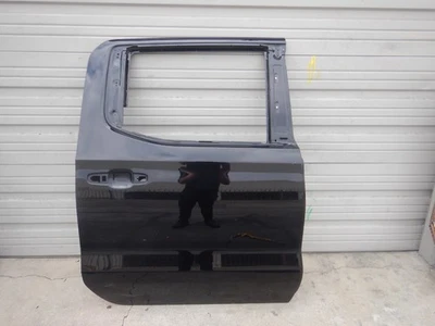 Chevrolet Chevy Silverado 1500 2019-2024 - GMC Sierra 1500 puerta trasera derecha OEM Foto 1 de 4