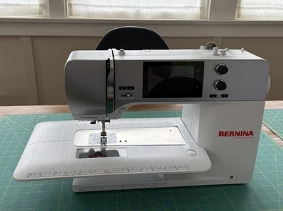 NUEVA MÁQUINA DE COSER BERNINA B 535 - Precisión suiza para cada proyecto Foto 1 de 4