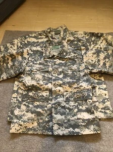 2 Rothco Kids ACU Camo Fatigue Buttoned Shirts Size Small And XL NWT - Picture 1 of 11