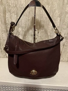 Coach Turnlock Hobo Schultertasche Ochsenblut Kiesel Leder 24771 NEU 350 $ - Bild 1 von 8