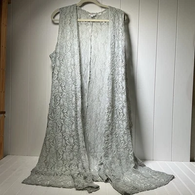 Chaleco plumero sin mangas LuLaRoe Joy para mujer grande gris floral encaje boho abertura lateral Foto 1 de 4