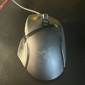 BARELY USED Razer Basilisk V3 HyperSpeed Customizable RGB Lighting Wireless - Picture 1 of 6