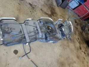 2007-2017 GMC ACADIA CHEVY TRAVERSE 2WD Fuel Tank Assembly Oem - Picture 1 of 1