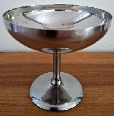 Coppa in Acciaio Inossidabile Rostfrei stile vintage - Immagine 1 di 2