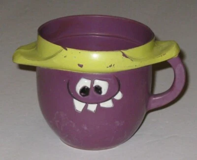 Taza de plástico para bebida GOOFY GRAPE Pillsbury Funny Face 1969 promoción Foto 1 de 2