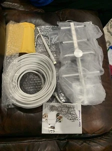 Bosuru Cell Phone Signal Booster New - Picture 1 of 3