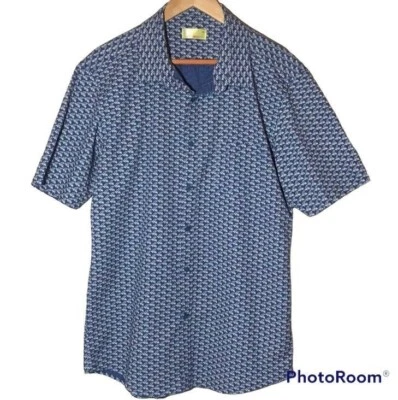 Bench Born in Manila Parrot Print 100% Cotton XL Short Sleeve Button Down Shirt - Image 1 of 4