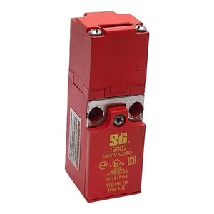 Omron 44521-0030 Sti T2007 Safety Interlock Switch, 1NC, 500VAC/250VDC *No Key* - Picture 1 of 8