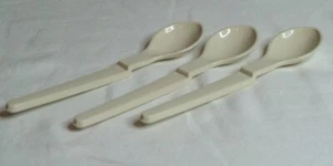 Vintage tupperware spoons Off white Set of 3 - Picture 1 of 1