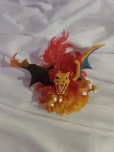 Charizard Mini Figure - Charred Wing Version - Picture 1 of 3