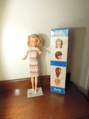 BELLA poupée vintage TRESSY  AMER. CHARACTER EN BOITE + TENUE MARIEE NO BARBIE - Photo 1/4