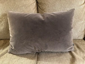 Almohada lumbar grande moderna de terciopelo gris Maharam mediados de siglo 16 x 24 ¡Rara! - Imagen 1 de 2