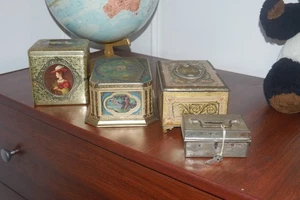 4 Vintage Dosen - Bild 1 von 8