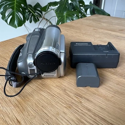 Panasonic NV-GS37EB Camcorder Mini DV with Battery & Charger *Tested Working* - Image 1 of 4