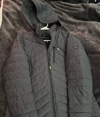 Chaqueta acolchada Nautica para mujer grande gris capucha desmontable informal ciudad chic Foto 1 de 4
