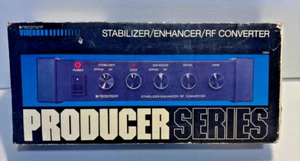 Estabilizador/potenciador/convertidor de RF serie Producer de colección de Recoton Corp. 1985 - Imagen 1 de 3
