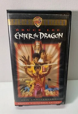 Bruce Lee Enter The Dragon Martial Arts Clamshell 1998 VHS Tape Foto 1 de 3