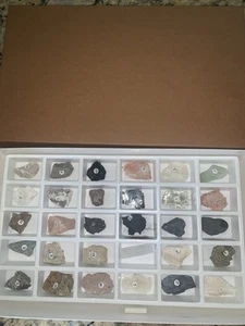 Seltene Gesteine & Mineralien 30 Sammlungsset für Geologie Zivilpädagogik - Bild 1 von 4