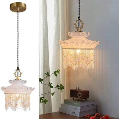 Lámpara colgante de vidrio vintage de latón estilo crema borla de vidrio, ajuste... Foto 1 de 4