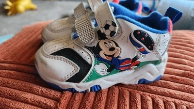 Zapatos Mickey Disney vintage para niños Foto 1 de 4