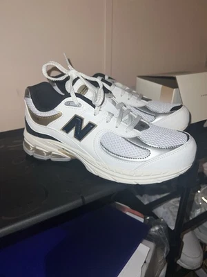 New Balance 2002R Foto 1 de 2