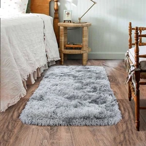 Small Area Rug 2x3 Rug for Bedroom Shaggy Throw Rugs for 2 x 3 Feet Light Grey - Picture 1 of 5